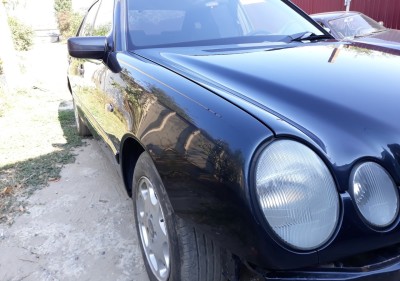 Мерседес w210 E23 - купить Абинске