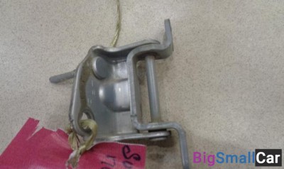 Петля двери задней левой верхняя от Subaru Outback BG 1994-1999 - купить Абинске