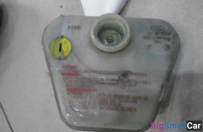 Бачок главного тормозного цилиндра от Audi A8 D3 2002-2010 - купить Абинске