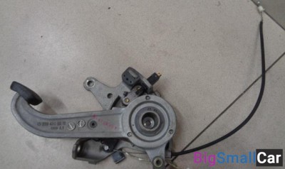 Педаль стояночного тормоза от Mercedes-Benz CL-Klass W215 1999-2006 - купить Абинске