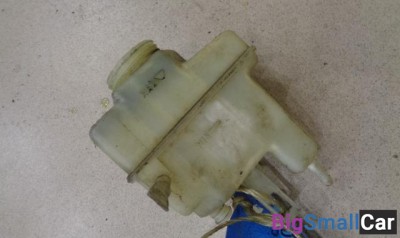 Бачок главного тормозного цилиндра от BMW 7-Series E65, E66 2001-2008 - купить Абинске