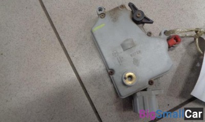 Активатор замка двери задней левой от Nissan Primera P11 1995-2002 - купить Абинске