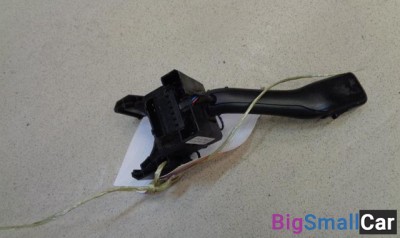 Переключатель стеклоочистителей от Volkswagen Jetta 4 1998-2005 - купить Абинске