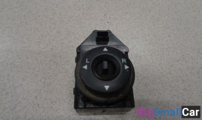 Кнопка регулировки зеркал от Kia Ceed 2006-2012 - купить Абинске