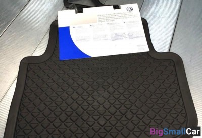 Комплект задних резиновых ковриков 5NA061512 - купить Абинске