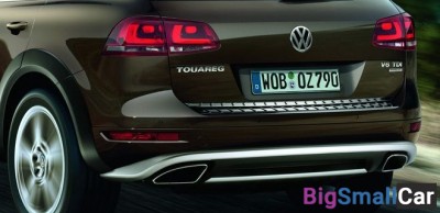 Накладка нижнего проёма двери Touareg 7P0071360 - купить Абинске