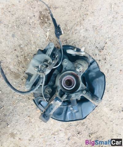 Кулак поворотный левый тойота авенсис 2005 - купить Абинске