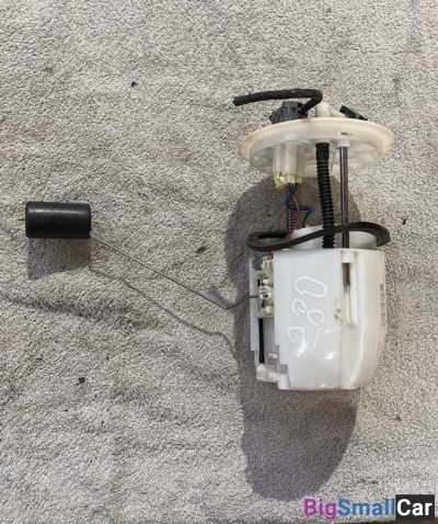 Насос топливный Митсубиси Лансер Mitsubishi Lancer - купить Абинске