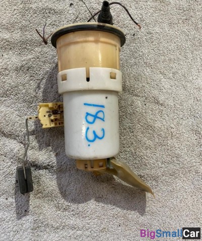 Насос топливный Toyota Vitz 10 1SZ - купить Абинске