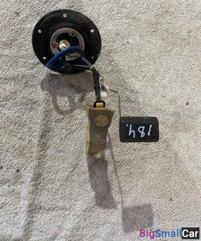 Насос топливный Toyota Corolla 150 - купить Абинске