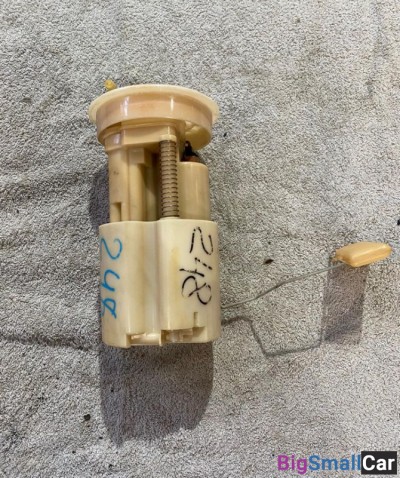 Насос топливный Nissan Tiida 1.5 - купить Абинске