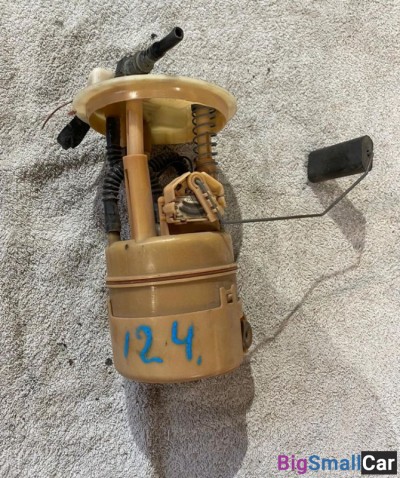 Насос топливный Nissan March12 - купить Абинске