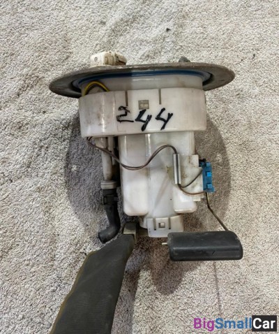 Насос топливный Hyundai Tucson 2.0 - купить Абинске