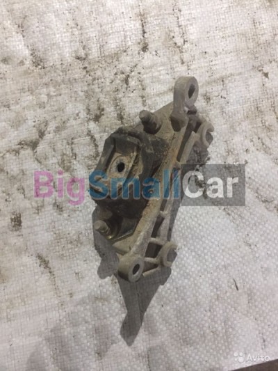 Подушка, кронштейн двигателя Renault Megane 2 рено - купить Абинске